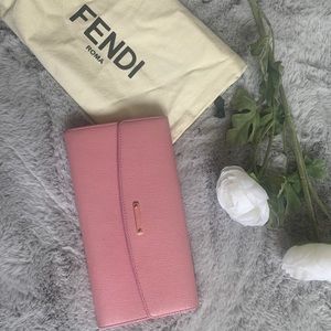 Fendi Wallet🛑SOLD 🛑❗️